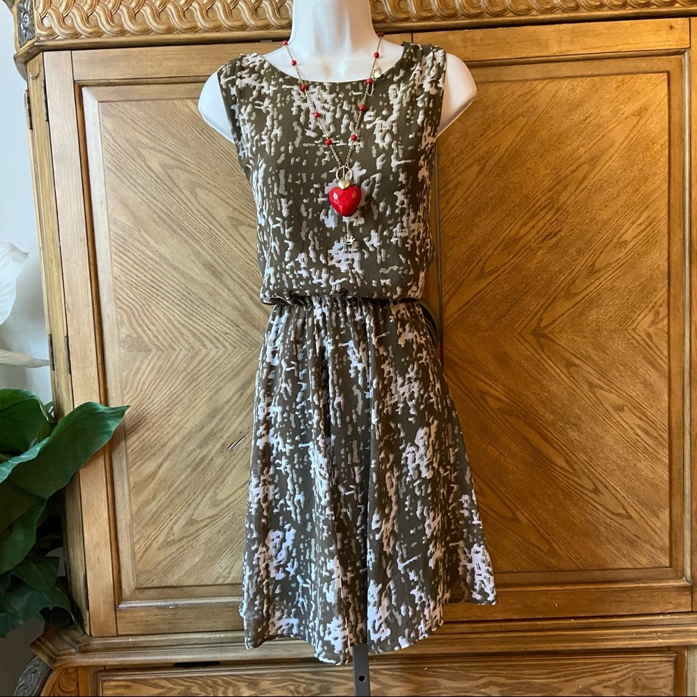 Uniglo Sage Green Print blouson sundress
